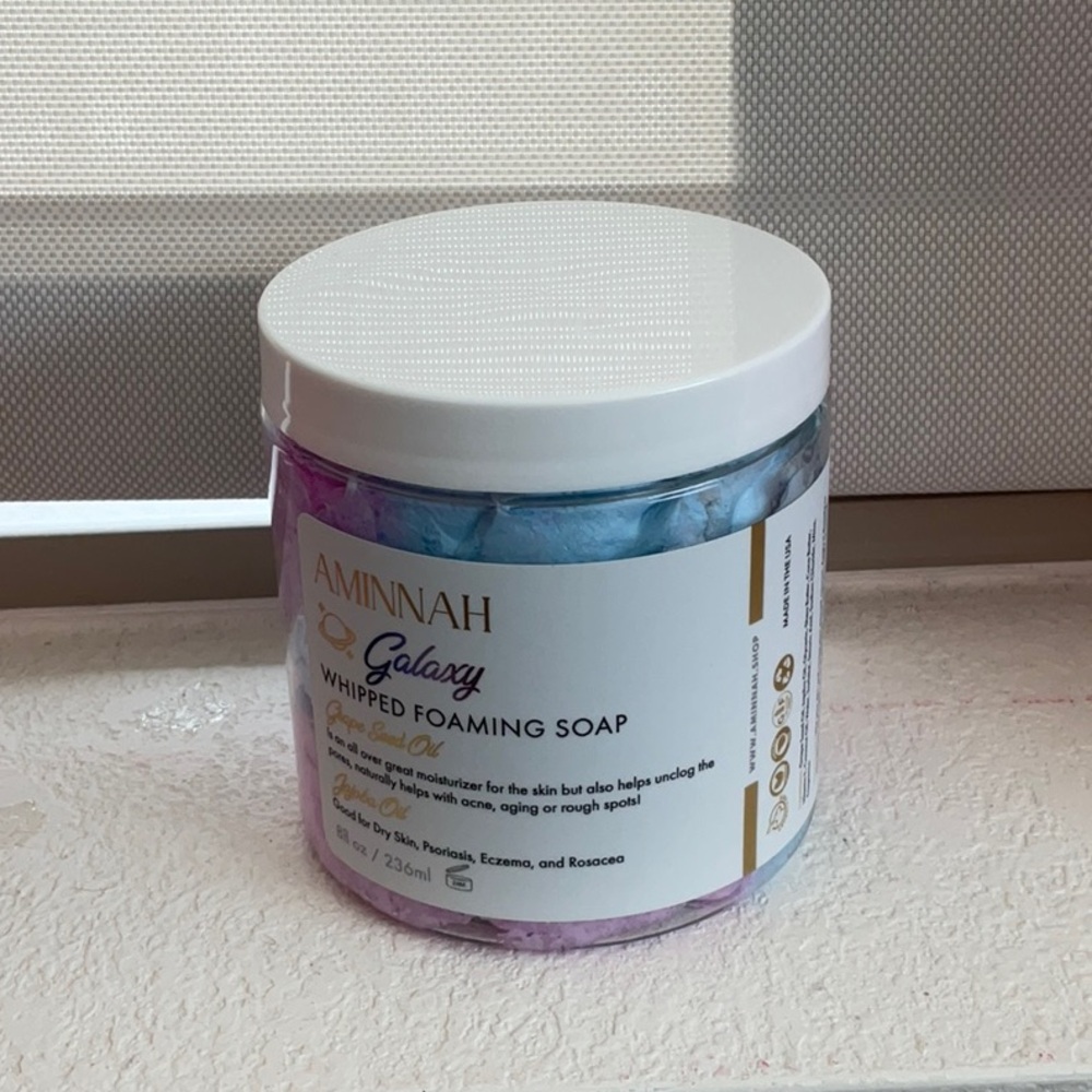 New AMINNAH Skincare “Galaxy” Scented Whipped Foaming soap